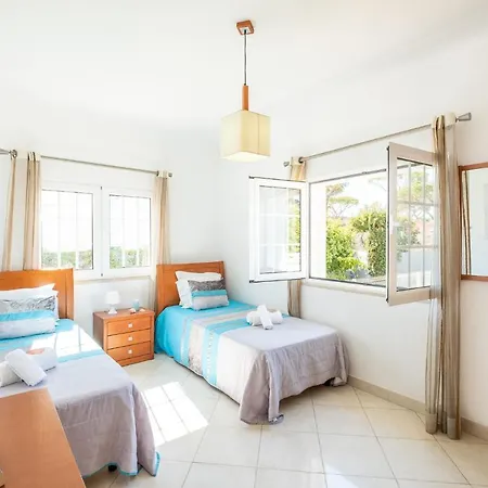 Caly Villa