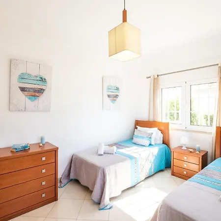Caly Villa *